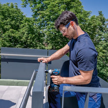 Load image into Gallery viewer, Cordless Impact Wrench 06019L5050 BOSCH