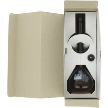 Load image into Gallery viewer, Volumetric Flask Amber SuperGrade 200mL  020070-200  SIBATA
