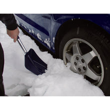 Load image into Gallery viewer, Snow Brush Scoop Set  030013  COMPAL
