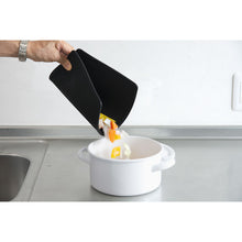 Load image into Gallery viewer, TPU Chopping board  04415  TONBO
