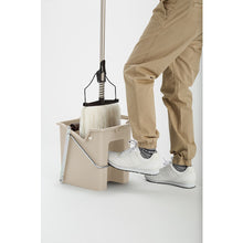 Load image into Gallery viewer, Daily Clean Mop Squeezer  181582  CONDOR
