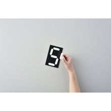 Load image into Gallery viewer, Magnetic Numerical Indicator  229002  GREEN CROSS
