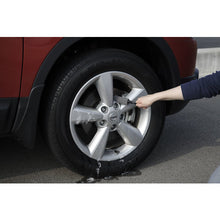 Load image into Gallery viewer, DIGLOSS Wheel Cleaner  02095  Soft99
