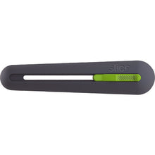 Load image into Gallery viewer, Auto-Retractable Industrial Knife  10560  slice
