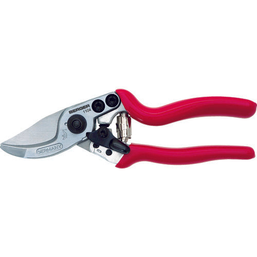 Gardening Shear that is Suitable for Smaller Hands  1104  Berger