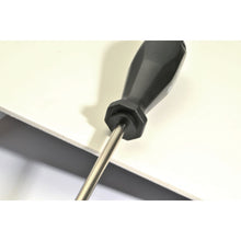 Load image into Gallery viewer, Basic Grip Pozidriv Screwdriver  1110  BONDHUS
