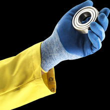 Load image into Gallery viewer, HyFlex Oil-Repellent Gloves 11-920  11-920-7  Ansell
