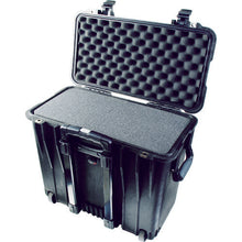 Load image into Gallery viewer, PELICAN Medium Case  1440BK  PELICAN
