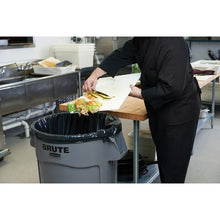 Load image into Gallery viewer, BRUTE Round Container  262075  Rubbermaid
