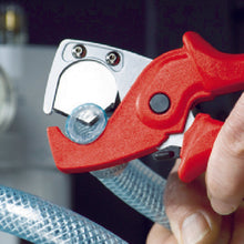 Load image into Gallery viewer, Pipe Cutter  9020-185  KNIPEX
