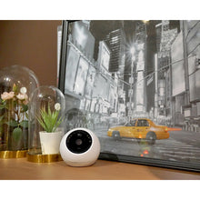 Load image into Gallery viewer, Biometric Auto Tracking Security Camera  ACR1501R15WH  AMARYLLO
