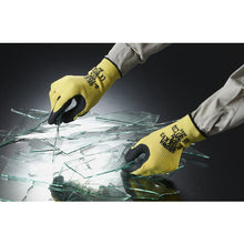 Load image into Gallery viewer, Cut-resistant Gloves  S-TEX KV3-L  SHOWA
