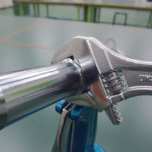 Load image into Gallery viewer, Hybrid Adjustable Angle Wrenches  UM24  LOBSTER
